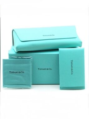 🩵Tiffany & Co. Embossed Leather Sunglasses Case Kit